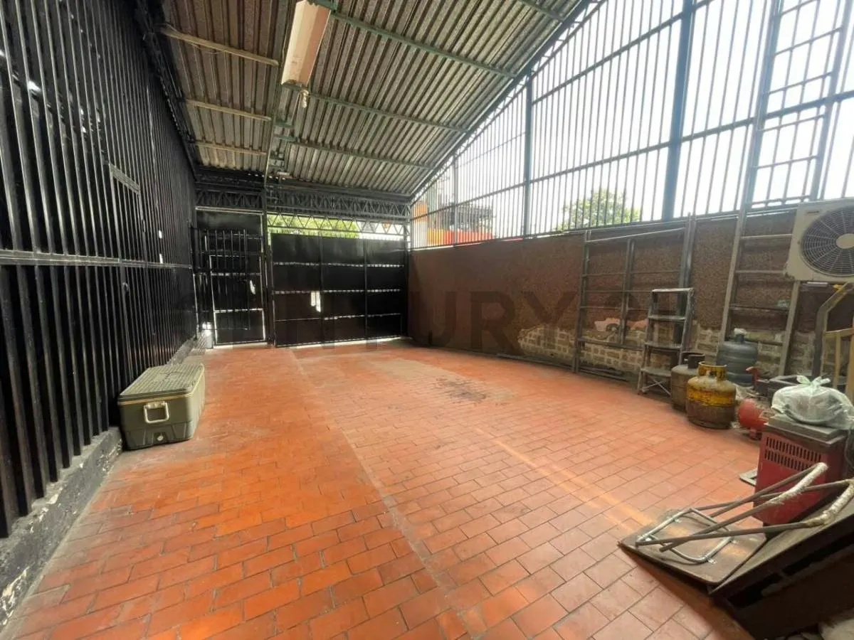 VENDO CASA LOS DOS CAMINOS, Caracas, Mun Sucre, zona comercial - 4