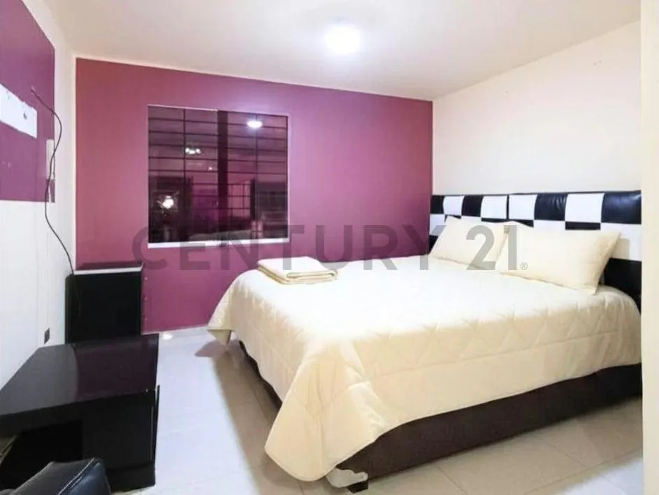Townhouse en Alquiler - 6