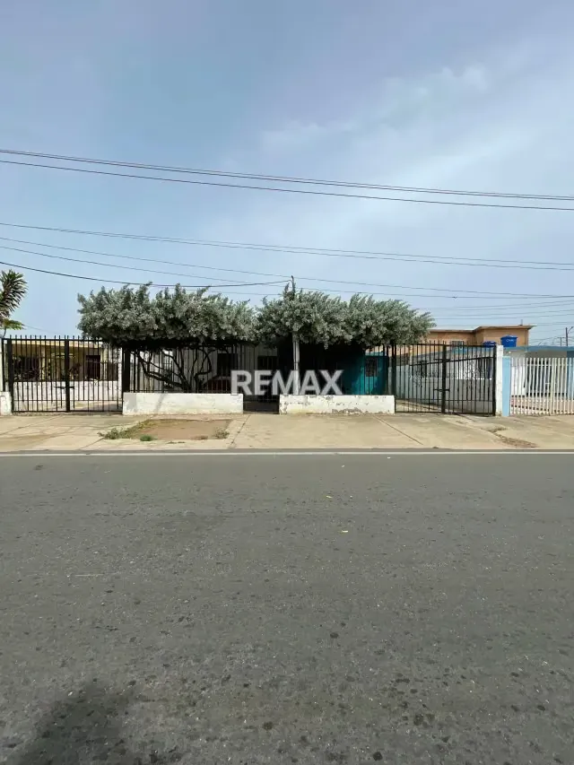 se vende casa en urbanizacion la rotaria