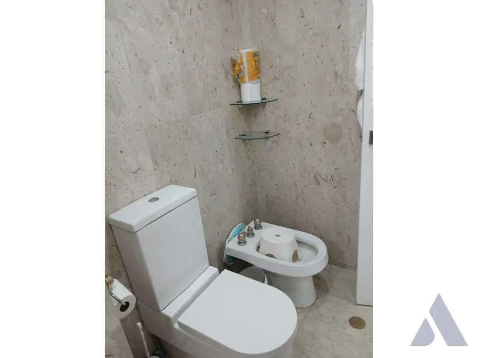 Vendo APTO 280m2, 4H/5B/4E,MALETERO URB Campo Alegre 7746 - 28