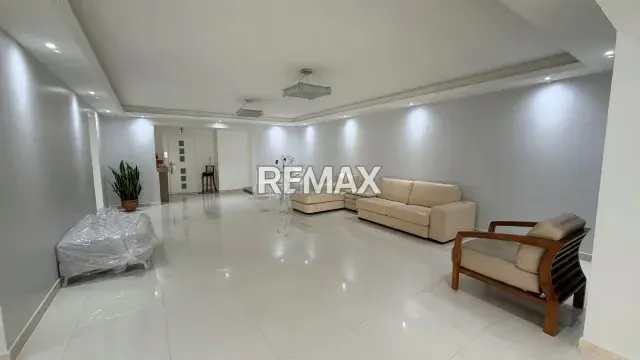 Apartamento de Lujo en Alquiler, Las Mercedes.