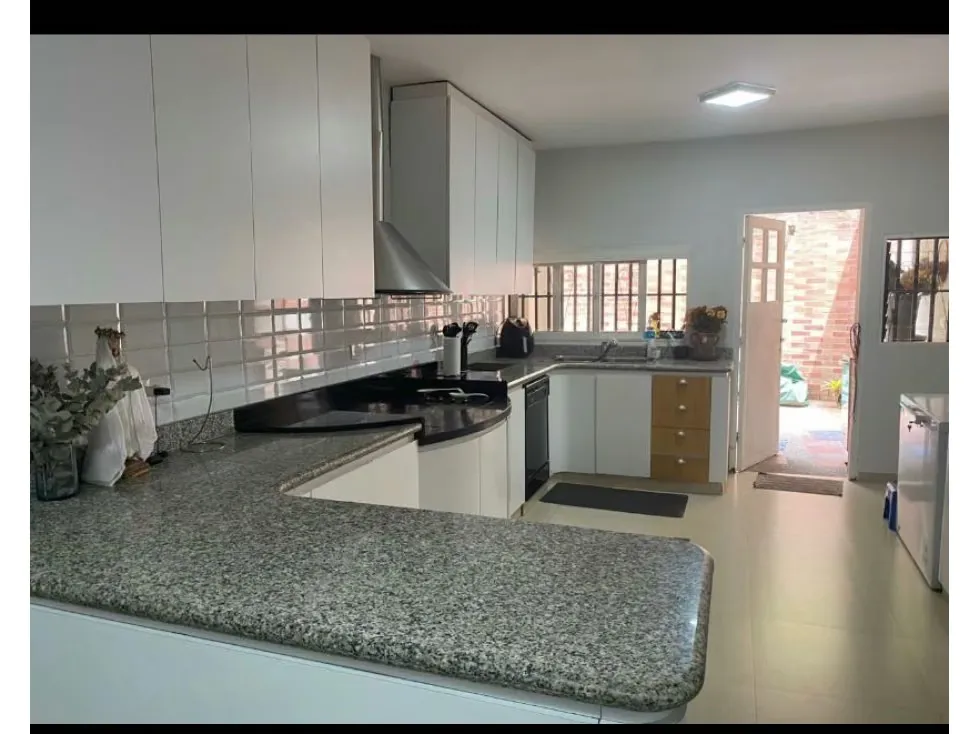 Se vende townhouse 240m2 La Trinidad 9275 - 4