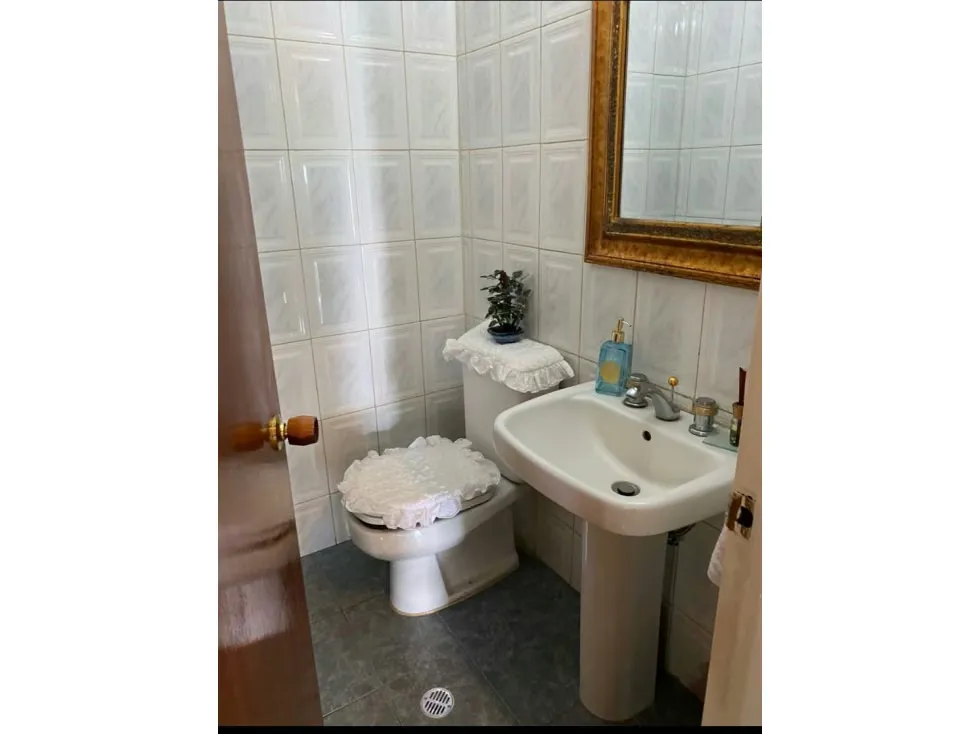 Se vende townhouse 240m2 La Trinidad 9275 - 9
