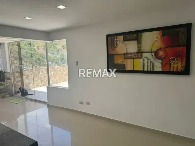 Hermoso Penthouse Remodelado ubicado en el paraíso en venta - 11