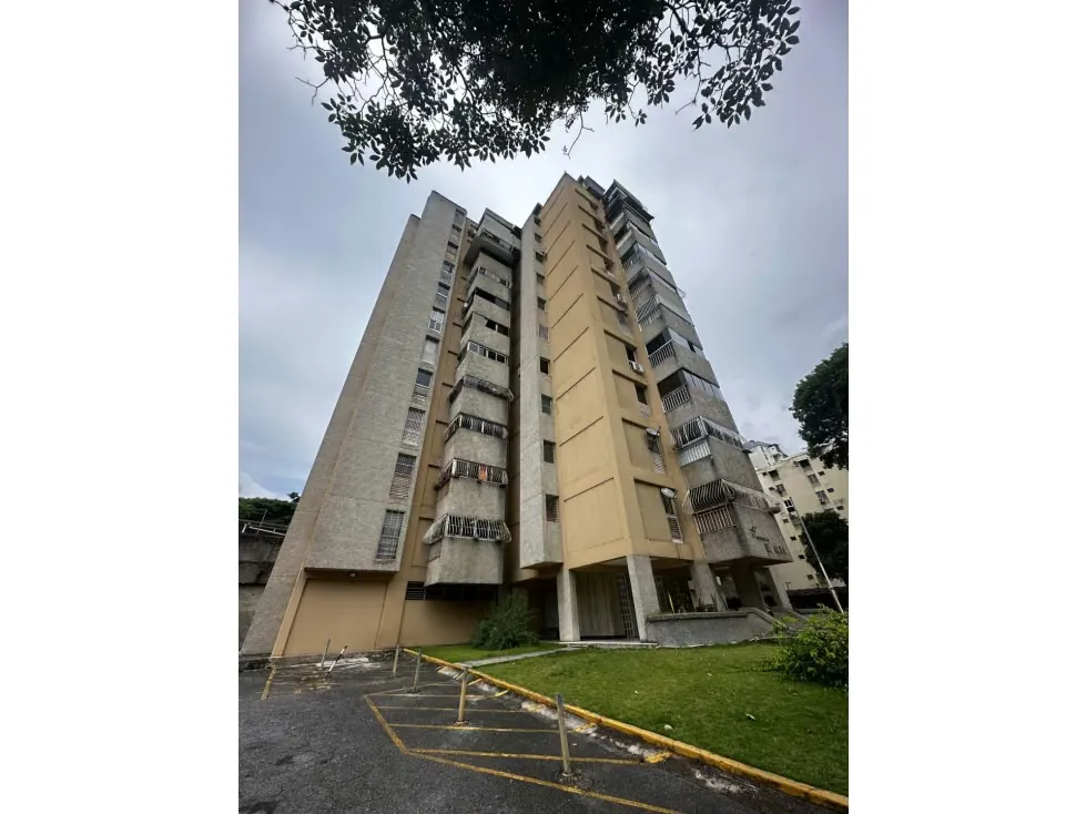 Se vende Ph c/ terraza 151m2 El Cafetal 1704