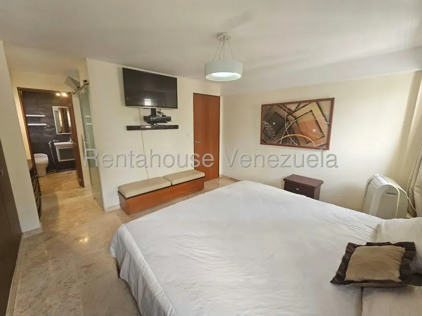 Apartamento (1 Nivel) en Venta en Santa Paula, Distrito Metropolitano - 22