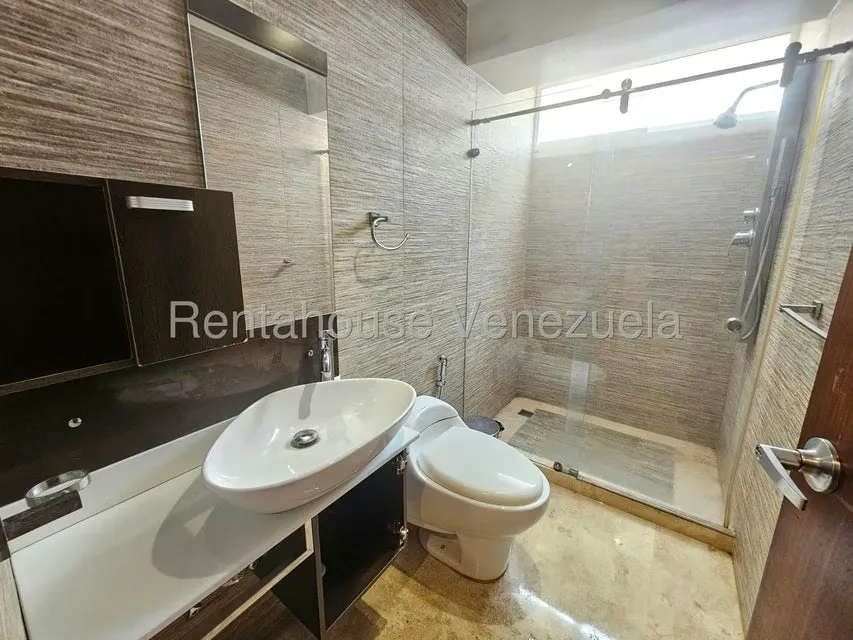 Apartamento (1 Nivel) en Venta en Santa Paula, Distrito Metropolitano - 29