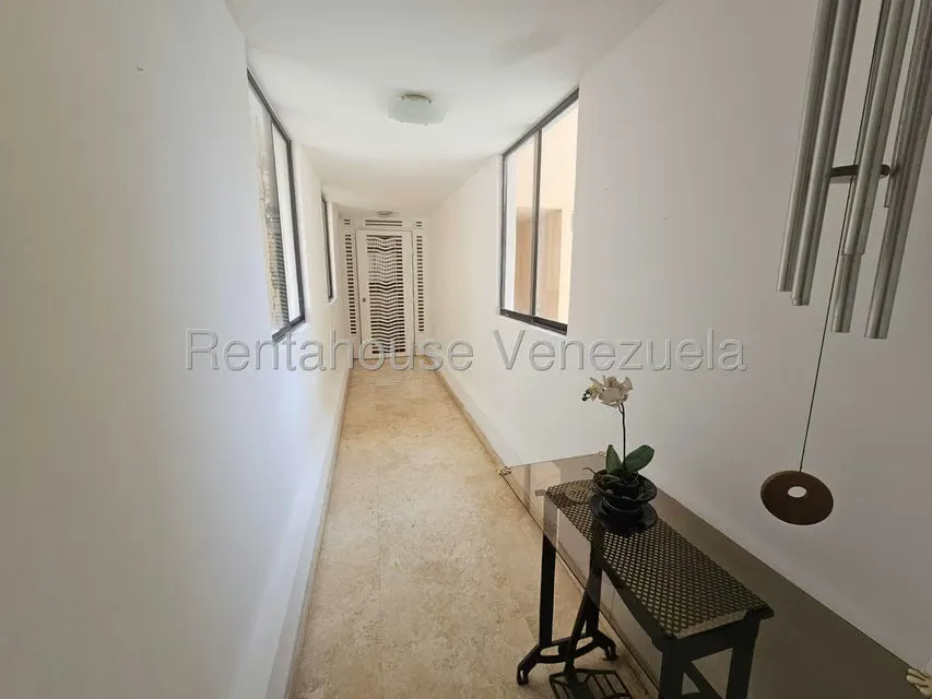 Apartamento (1 Nivel) en Venta en Santa Paula, Distrito Metropolitano - 3