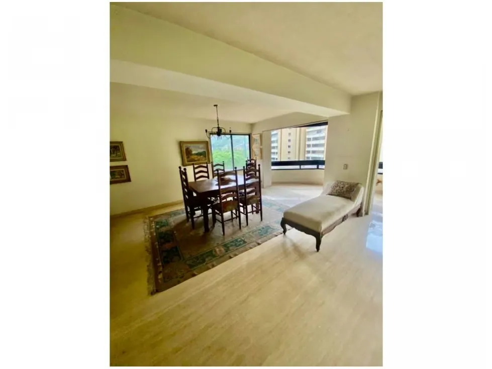 Vendo amplio apartamento 264m2 en Los Chorros - 5