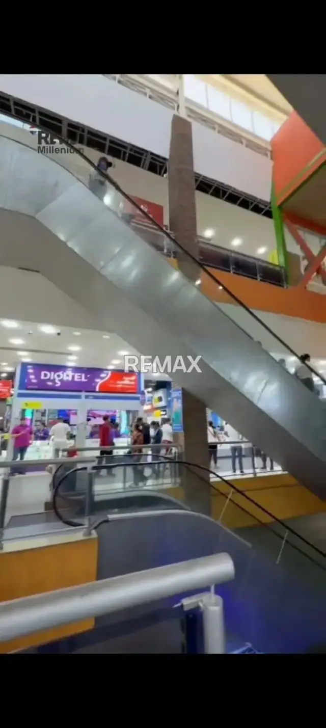 Vendo Local en El Centro Comercial Gran Bazar