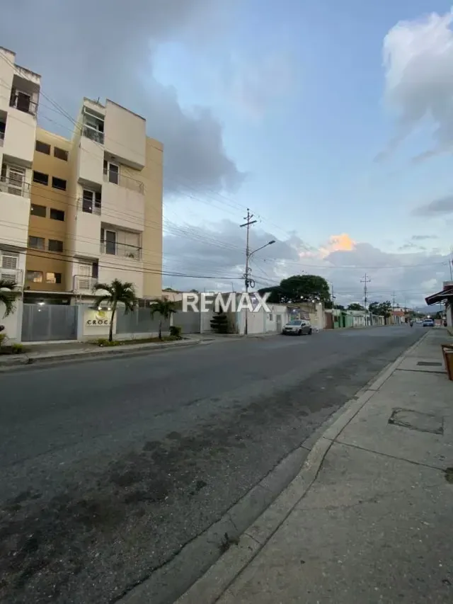 CONSULTORIO MEDICO EN ALQUILER AV. PRINCIPAL 20 PUEBLO NUEVO - 7