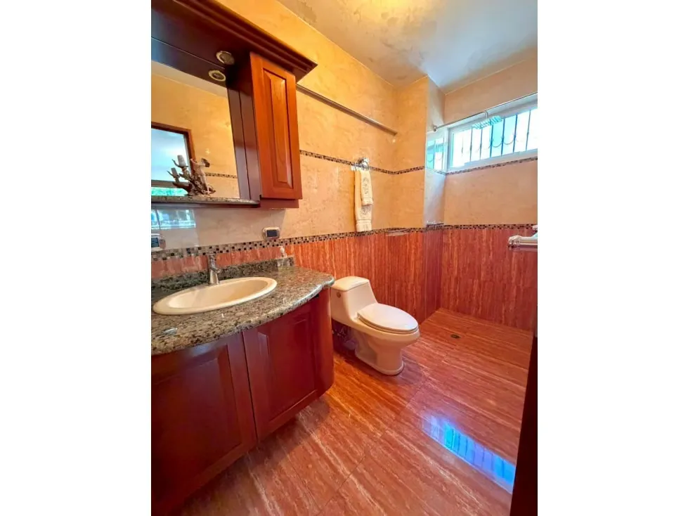 Vendo apartamento 90m2 La Trinidad 6530 - 9