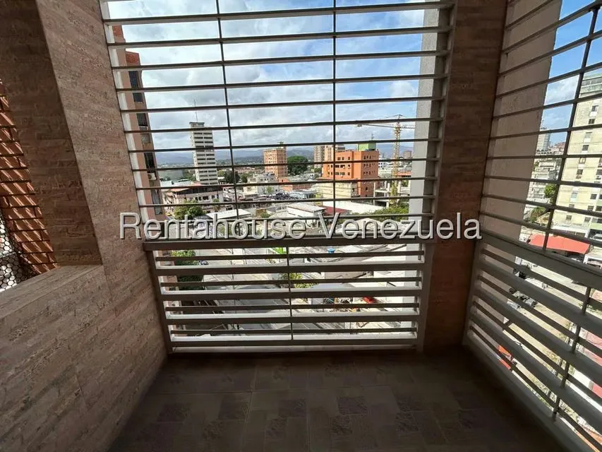 Apartamento (1 Nivel) en Venta en Del Este, Lara - 28