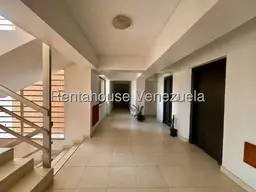 View 32