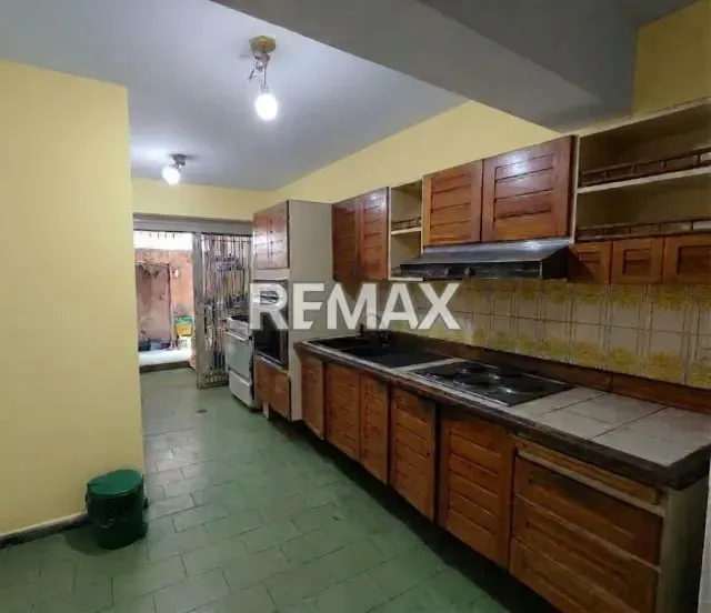 Town House en venta Urb. LOS PICACHOS - 8
