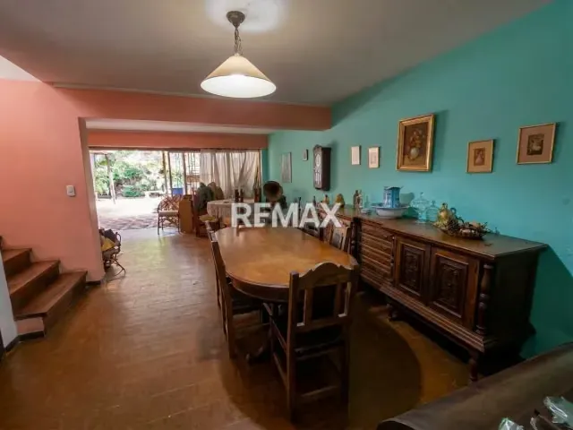 Town House en venta Urb. LOS PICACHOS - 10