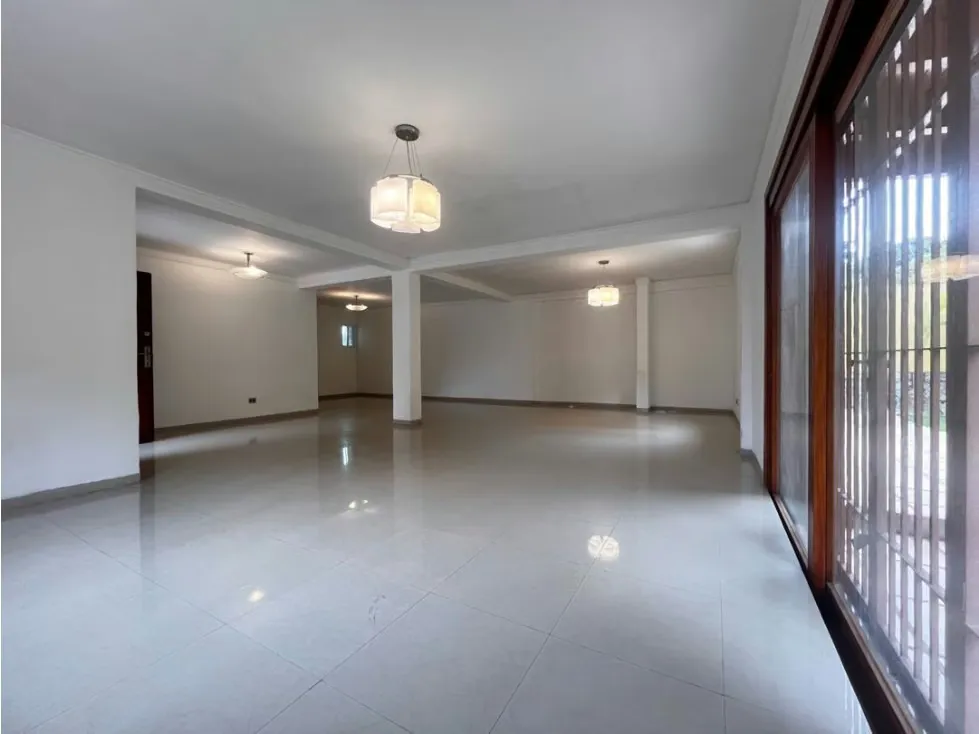 Venta de impecable Casa en La Lagunita - 12