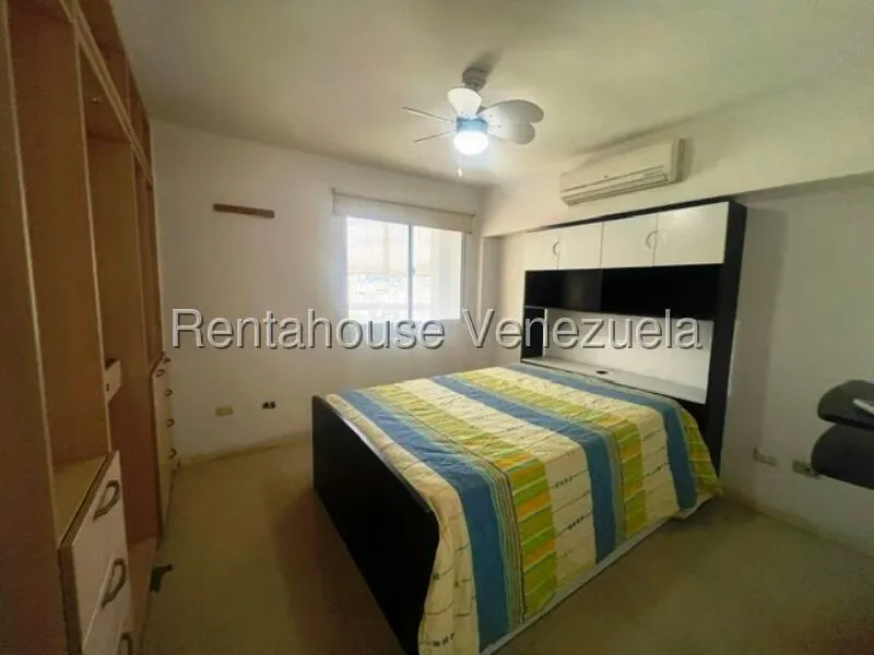 Apartamento (Duplex) en Alquiler en La Campiña, Distrito Metropolitano - 15