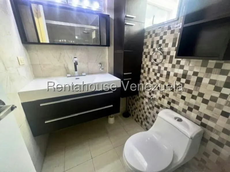 Apartamento (Duplex) en Alquiler en La Campiña, Distrito Metropolitano - 20