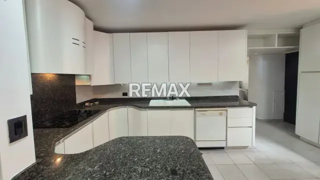 Lujoso Apartamento en Alquiler, Los Dos Caminos - 2