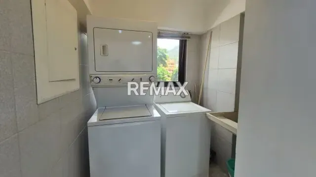 Lujoso Apartamento en Alquiler, Los Dos Caminos - 3