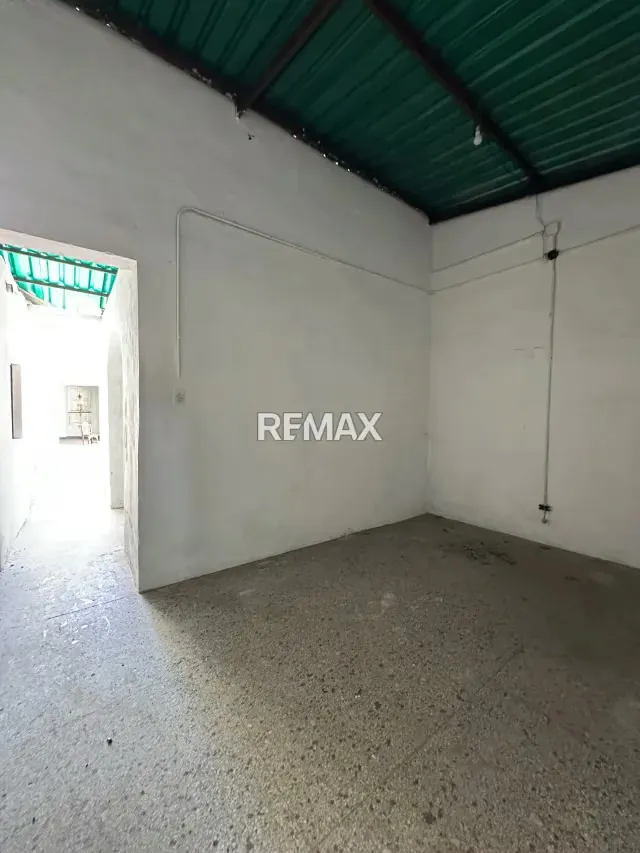 Amplia Casa En Venta En San Blas - 6