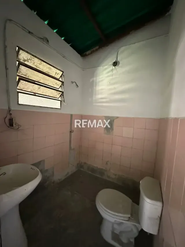 Amplia Casa En Venta En San Blas - 9