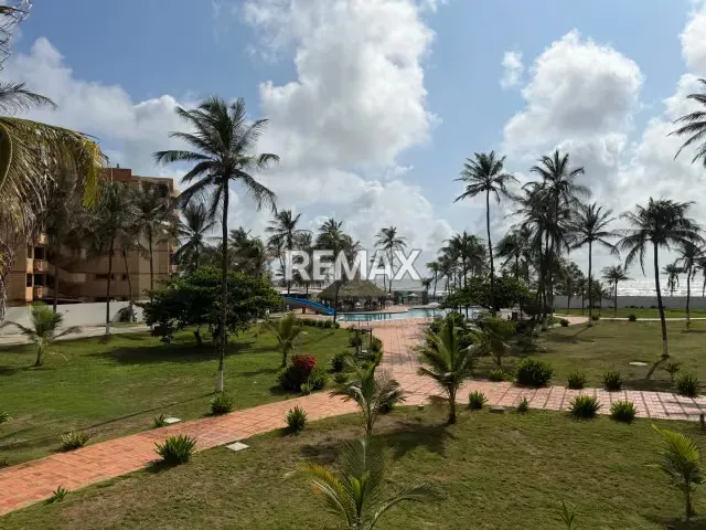 SE VENDE COMODO APARTAMENTO DE 46,61 M2 CON VISTA AL MAR EN EL CONJUNTO VARADERO PLAZA. - 13
