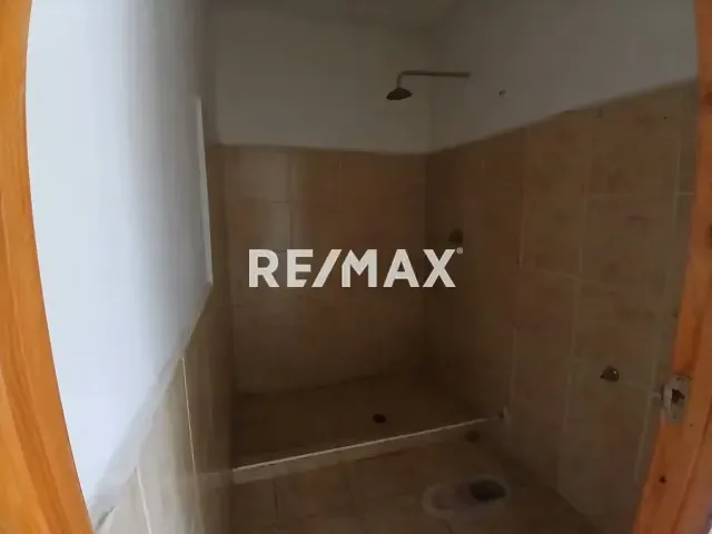 Se Vende linda Casa en Urbanismo Cerrado - 13