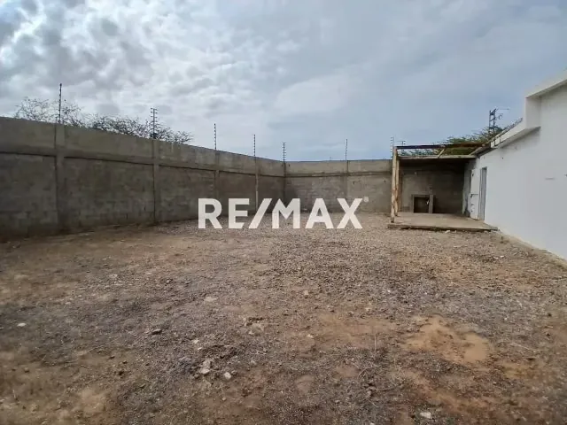Se Vende linda Casa en Urbanismo Cerrado - 14