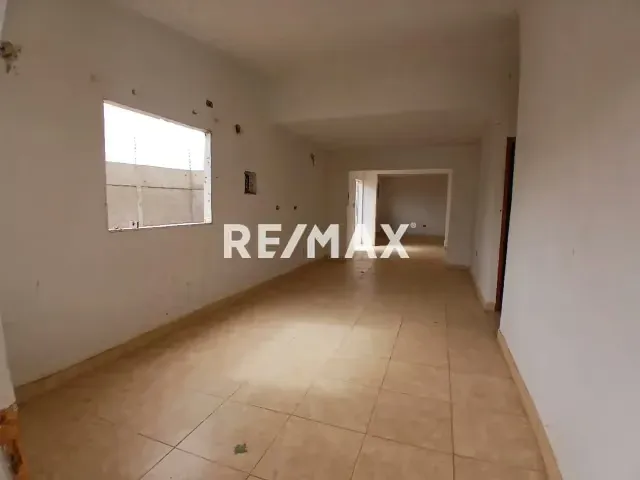 Se Vende linda Casa en Urbanismo Cerrado - 4