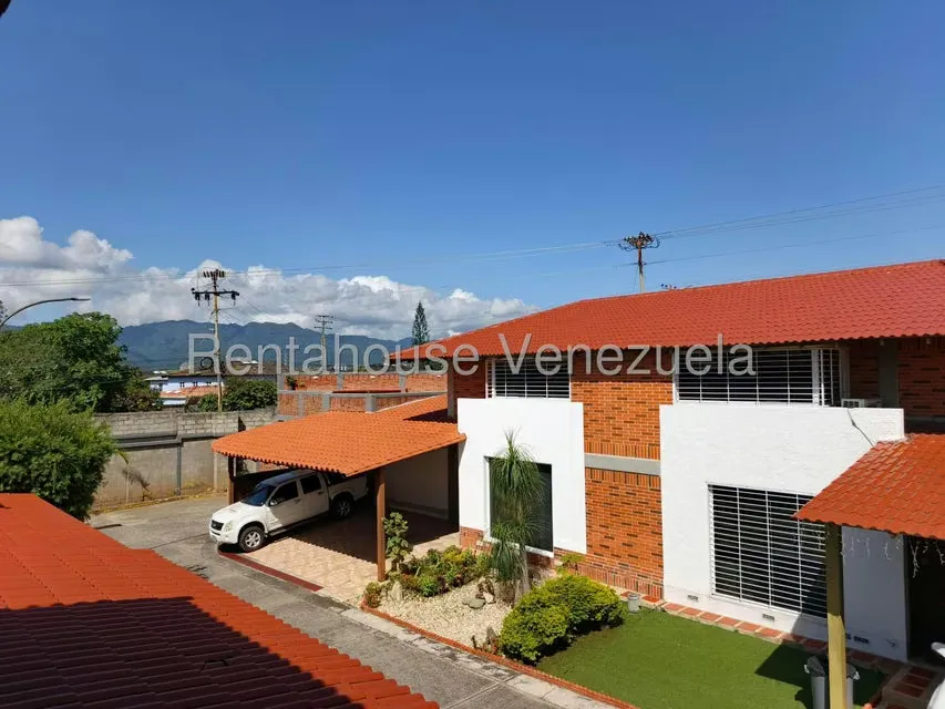Casa (Duplex) en Venta en El Castillejo, Miranda - 17