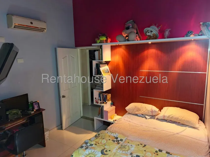 Casa (Duplex) en Venta en El Castillejo, Miranda - 5