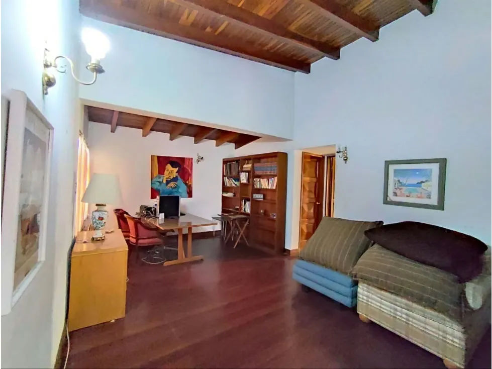 Vendo casa 241m2 La Lagunita 9912 - 17