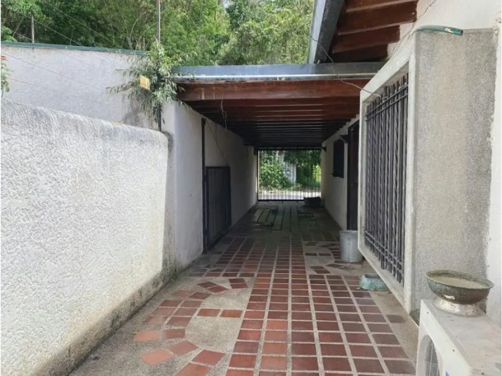 Vendo casa 241m2 La Lagunita 9912 - 33