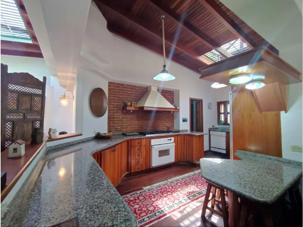 Vendo casa 241m2 La Lagunita 9912 - 6