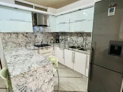 En Venta Apartamento Conjunto Residencial Bahia Redonda. Puerto La cruz - 3