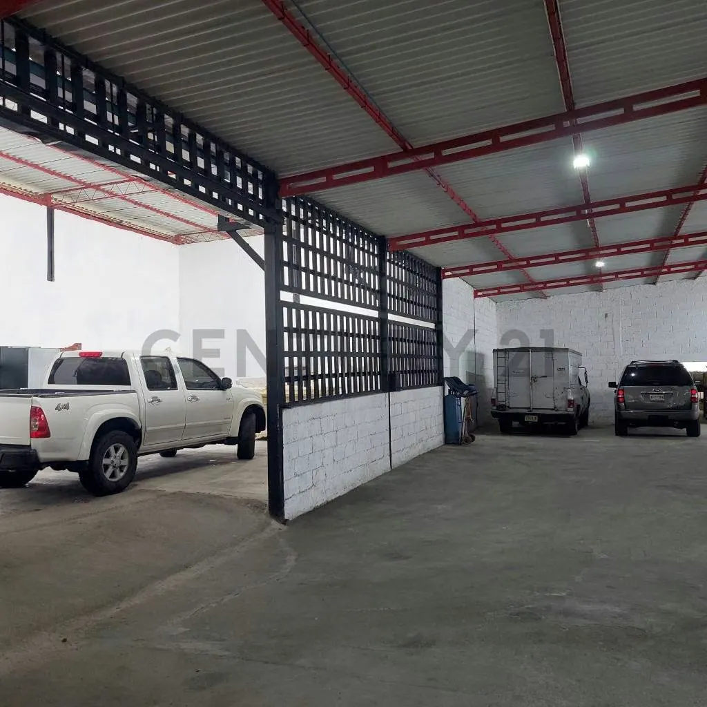 GALPÓN RECIÉN CONSTRUIDO CON VIVIENDA - 2