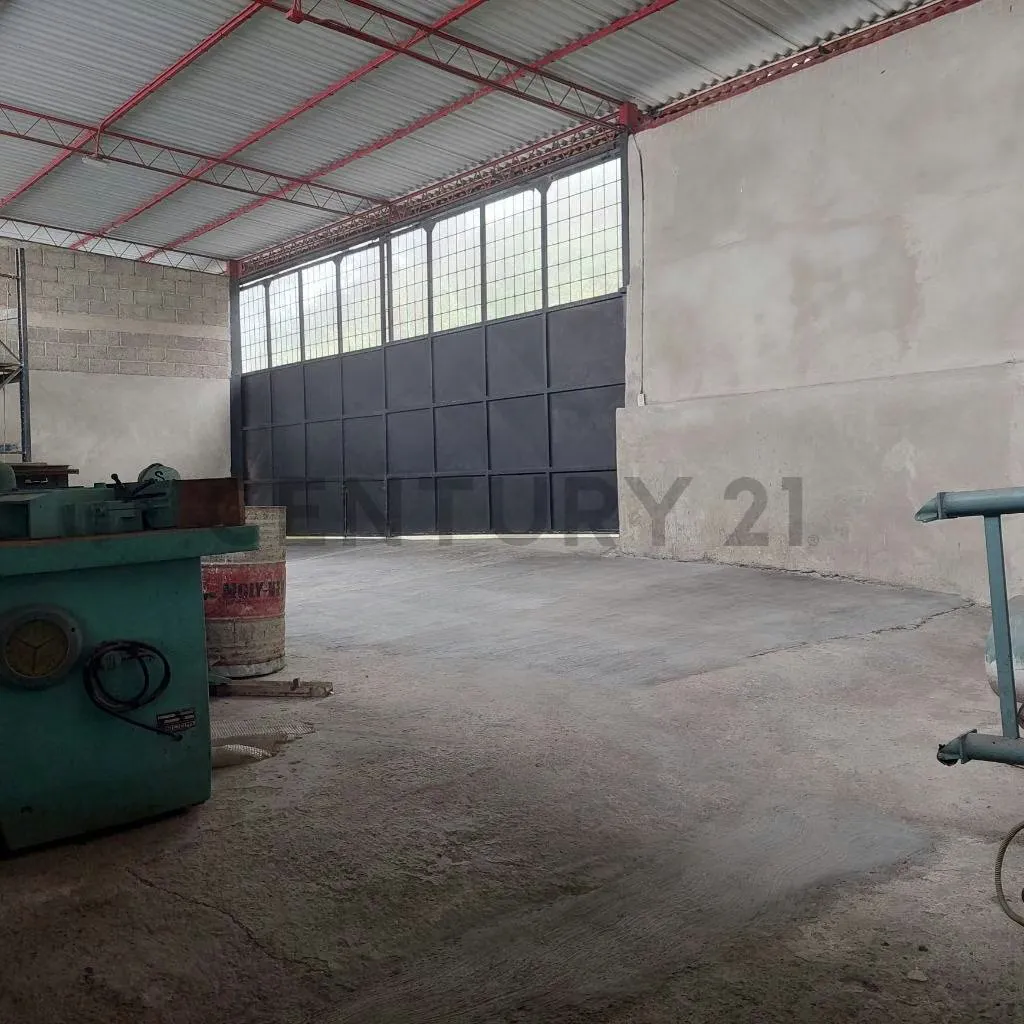 GALPÓN RECIÉN CONSTRUIDO CON VIVIENDA - 3