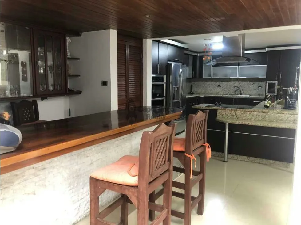 ALQUILER DE AMPLIO TOWNHOUSE TOTALMENTE AMOBLADO, CON POZO DE AGUA. - 5
