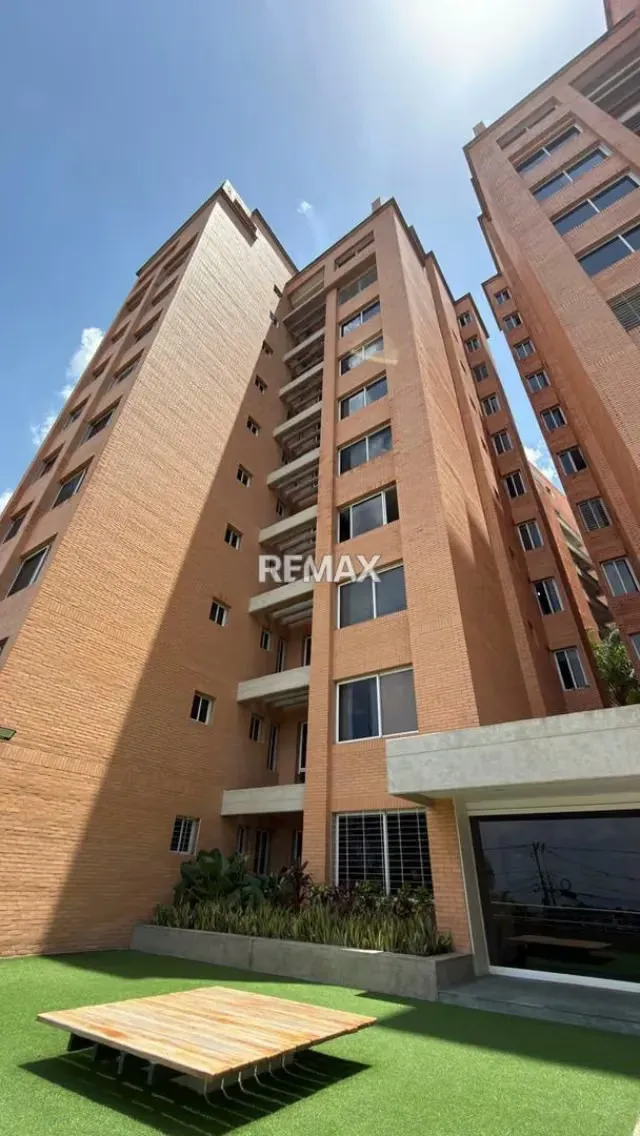 Tu Nuevo Hogar de Lujo en Monte Real II Espacioso, Moderno y con Planta Eléctrica Total.