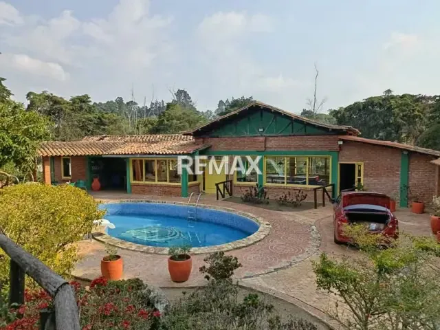 Hermosa Casa de Campo en venta