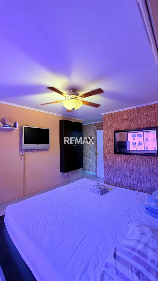Amplio Apartamento en Venta Res Zafiro Urb El Parral mide - 5