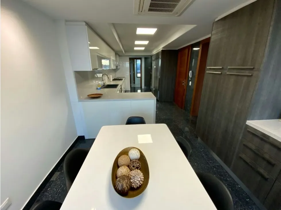 Vendo apto 300m2 3h+s/4b+s/3p San Román 8208 - 8