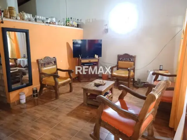 CASA EN EL JUNCO - 2