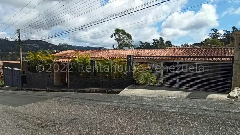 Casa (Duplex) en Venta en Pan de Azucar, Miranda