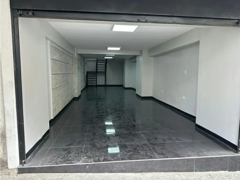 Vendo local comercial 123m2 Av Baralt 0411 - 12