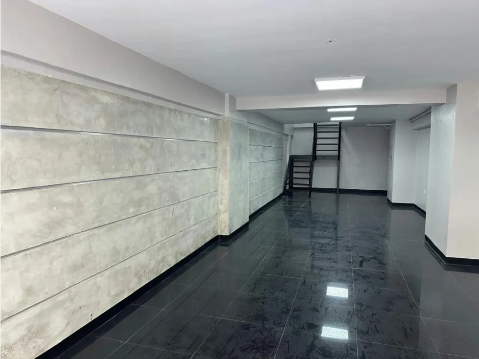 Vendo local comercial 123m2 Av Baralt 0411 - 3
