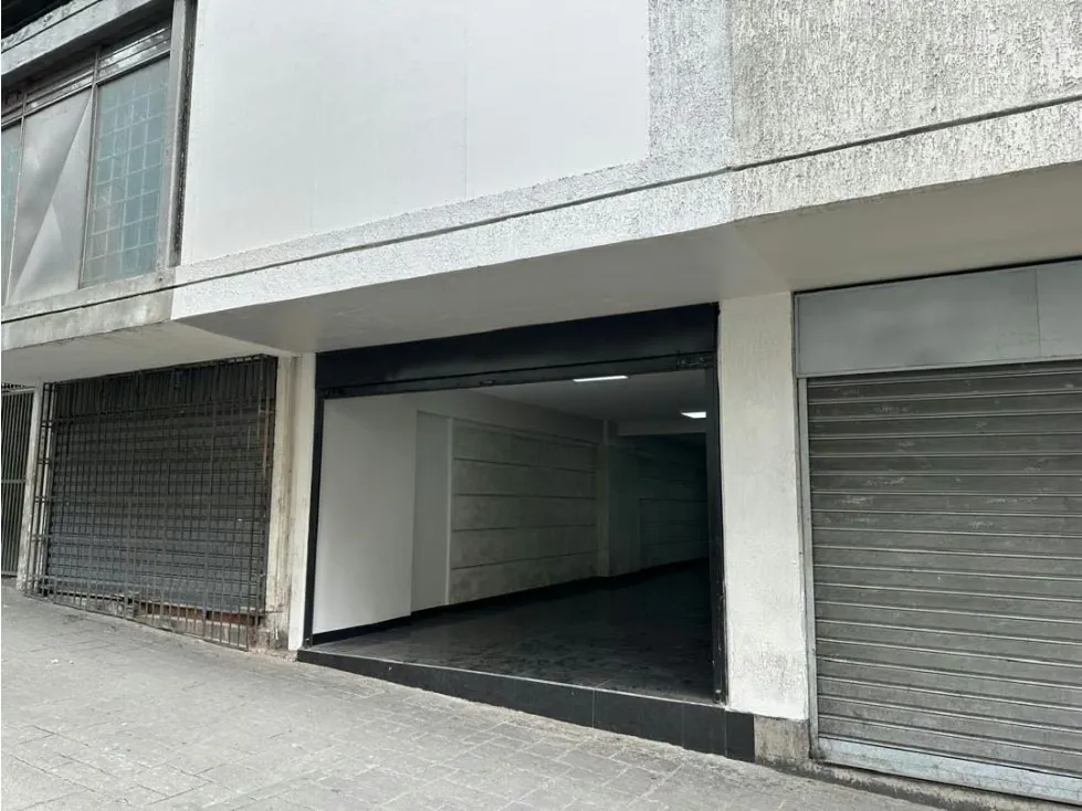 Vendo local comercial 123m2 Av Baralt 0411 - 4