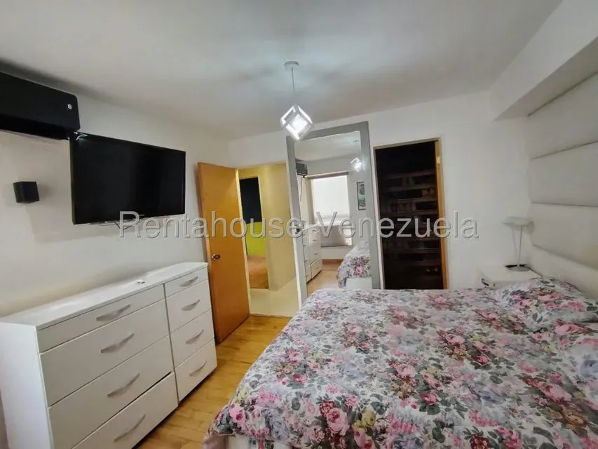 Apartamento (1 Nivel) en Venta en Prados del Este, Distrito Metropolitano - 20